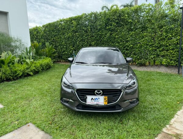 Mazda 3 Touring 2020 AT - Image 3