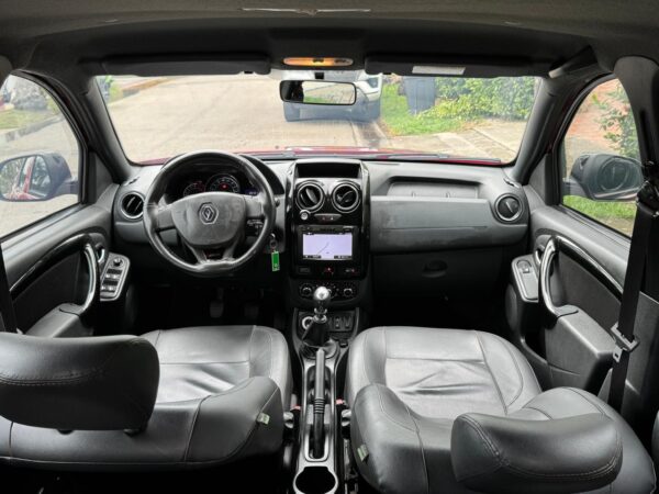 Renault Duster 2.0 Polar Mt 4X4 2019 - Image 11