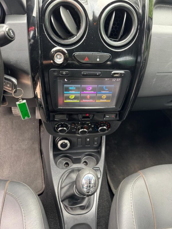 Renault Duster 2.0 Polar Mt 4X4 2019 - Image 12