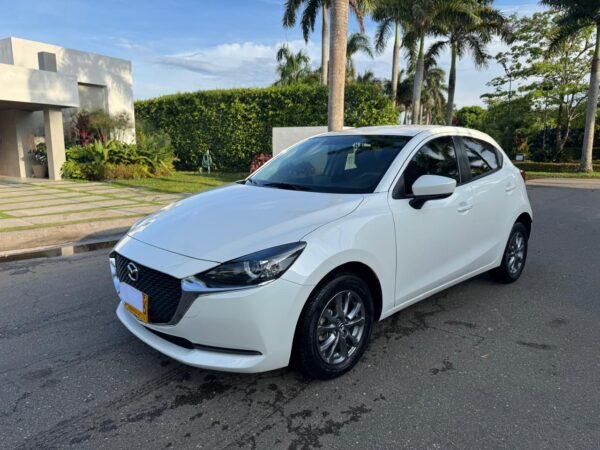 Mazda 2 Touring 1.5 At 2022