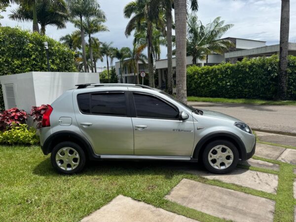 Renault Stepway 1.6 Mt 2011 - Image 4