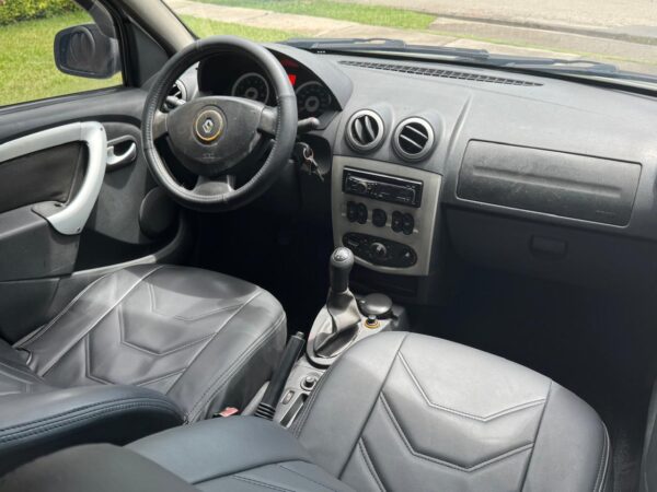 Renault Stepway 1.6 Mt 2011 - Image 12