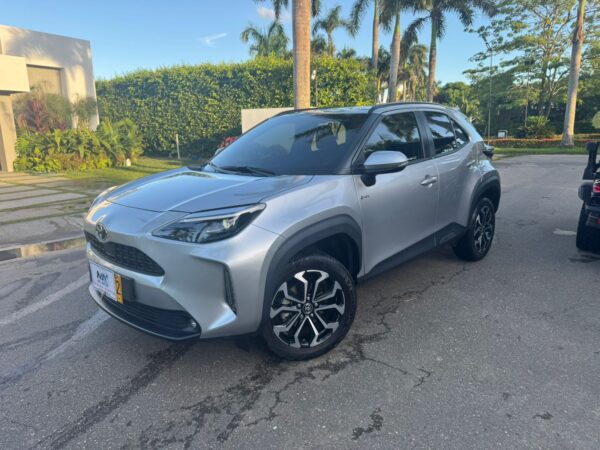 Toyota Yaris Cross XS Hybrid 1.5 2025
