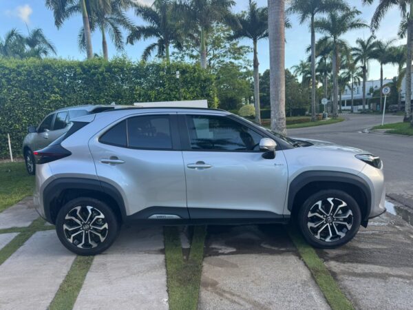 Toyota Yaris Cross XS Hybrid 1.5 2025 - Image 4