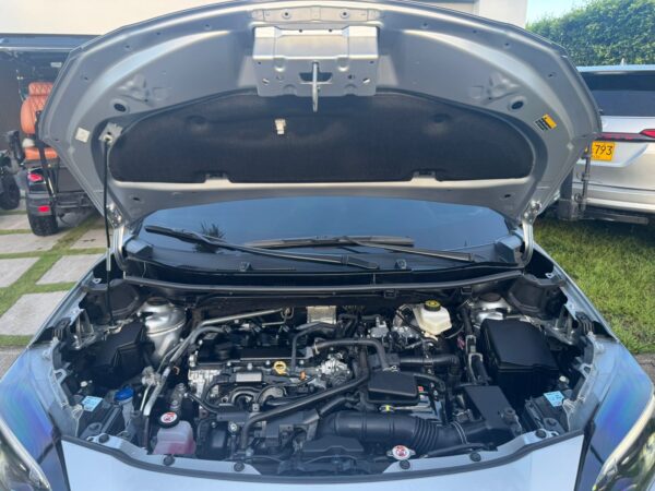 Toyota Yaris Cross XS Hybrid 1.5 2025 - Image 14