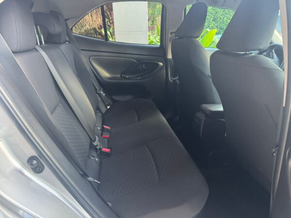 Toyota Yaris Cross XS Hybrid 1.5 2025 - Image 13