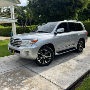 Toyota Land Cruiser Sahara V8 2015