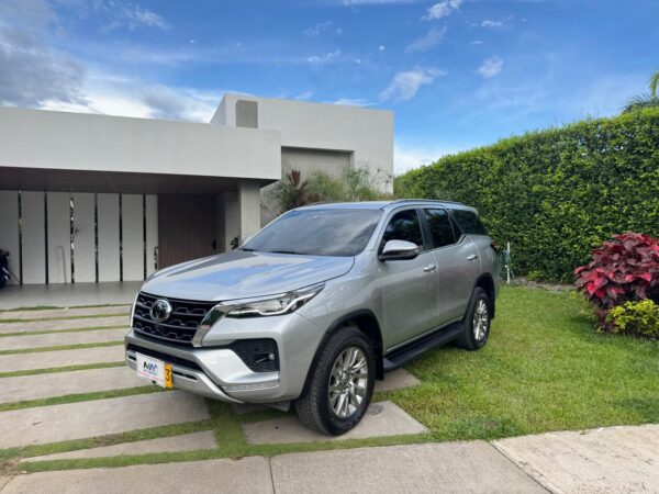 Toyota Fortuner SRV Modelo 2024