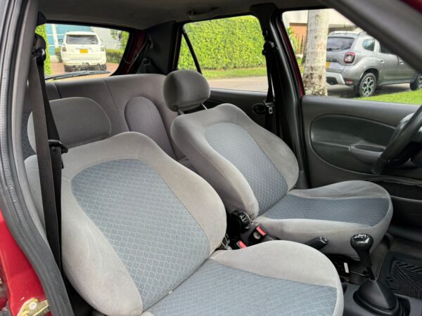 FORD FIESTA - Image 9