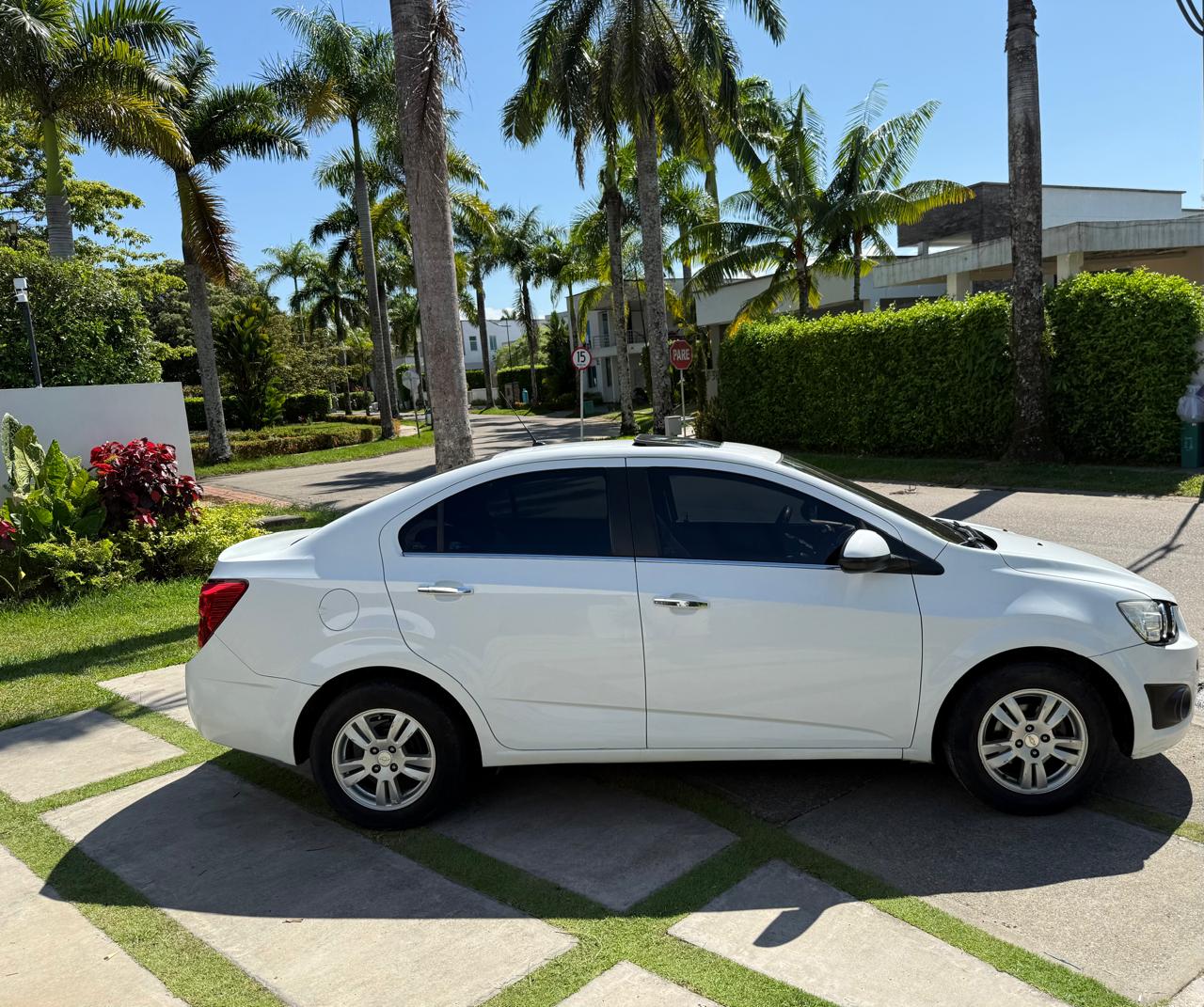 Chevrolet Sonic - Image 4