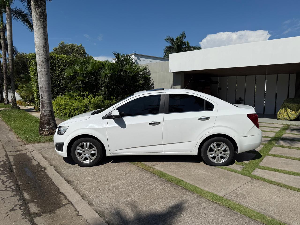 Chevrolet Sonic - Image 7