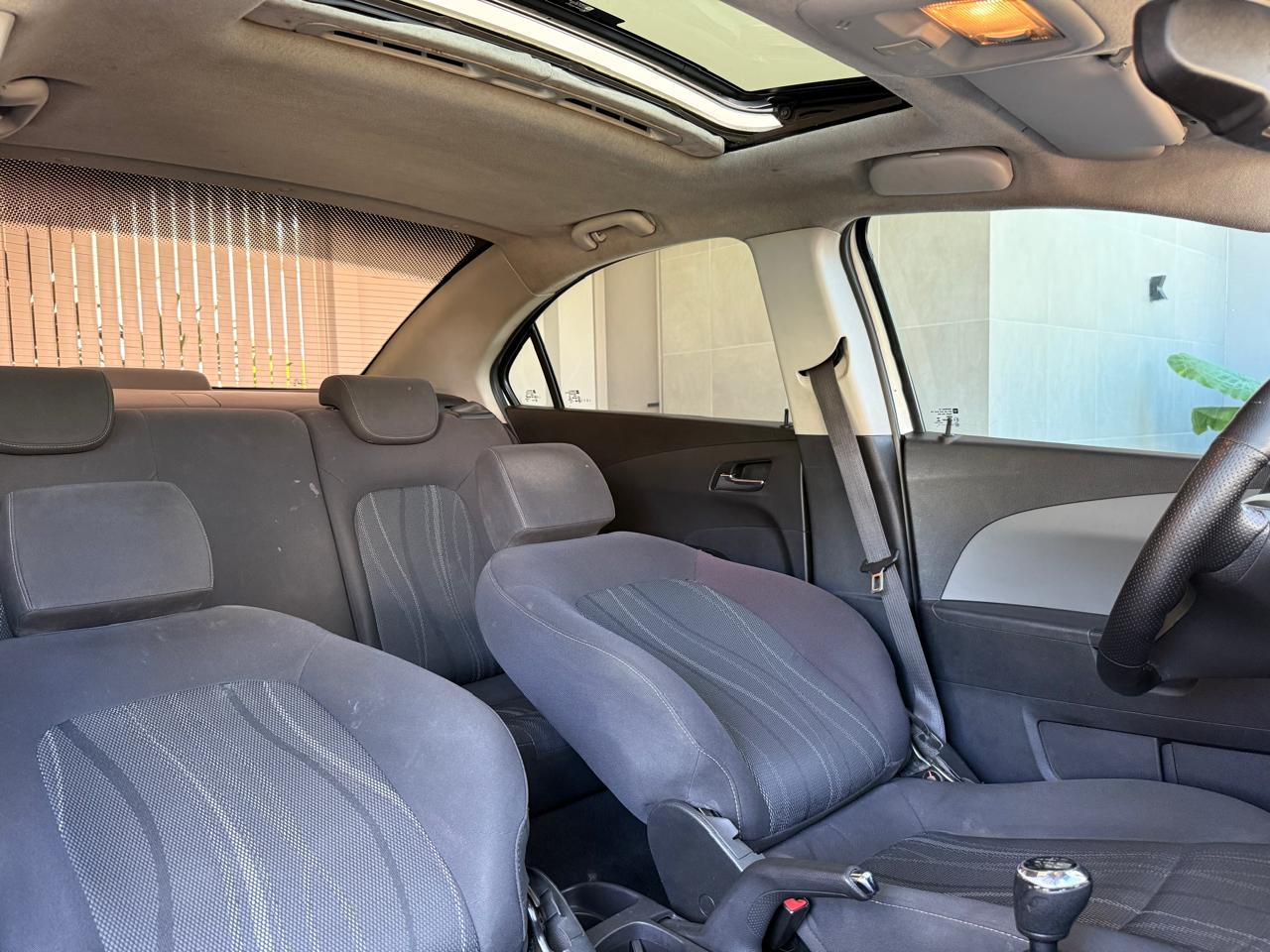 Chevrolet Sonic - Image 12