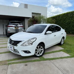 NISSAN VERSA