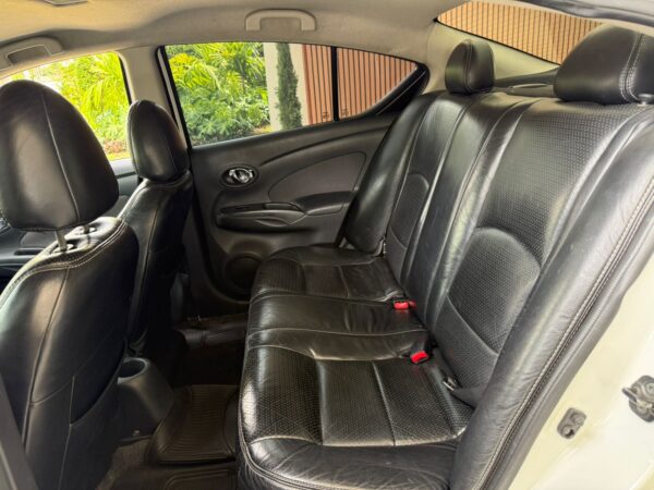 NISSAN VERSA - Image 13