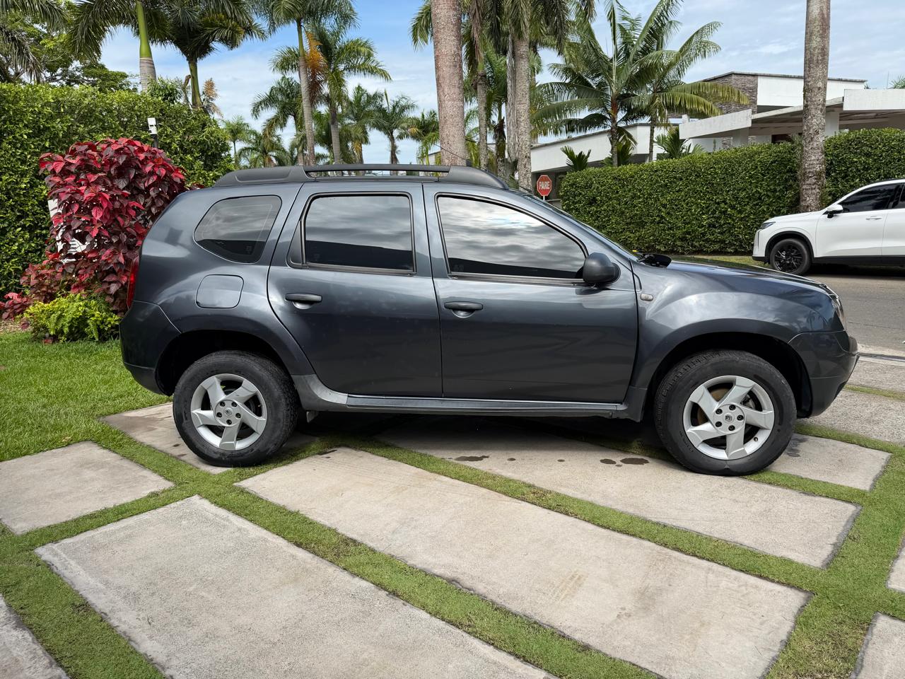 Renault Duster Expression 2014 1.6 - Image 4